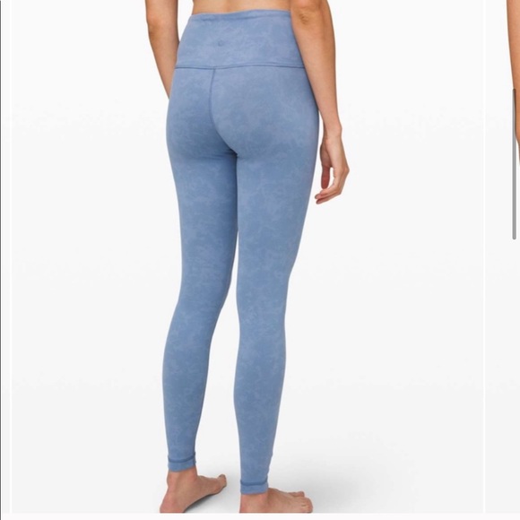 Lululemon NWOT Always on High-Rise leggings - Picture 4 of 10